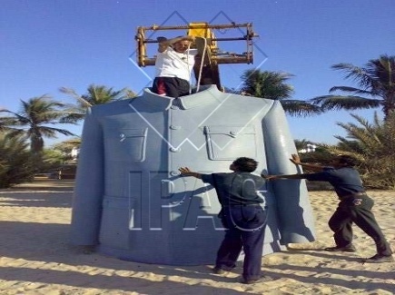 Heavy Handling of Sculptures - Abu Dhabi      
